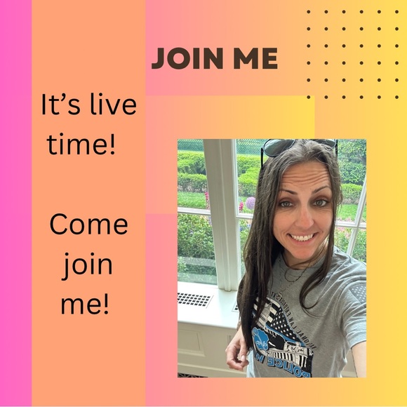 CLOSET CLEAROUT W/ PRIZES - Picture 2 of 11